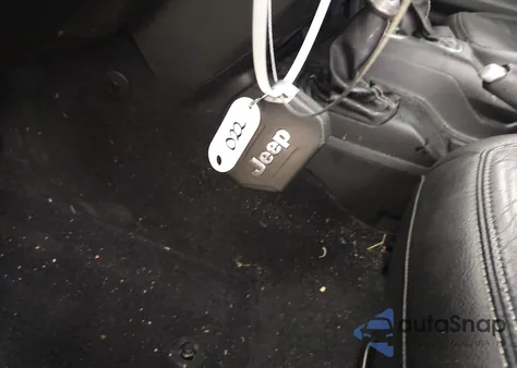 2018 Jeep Wrangler Unlimited Moab 4X4 из США, поврежденный, VIN 1C4HJXEG5JW301666